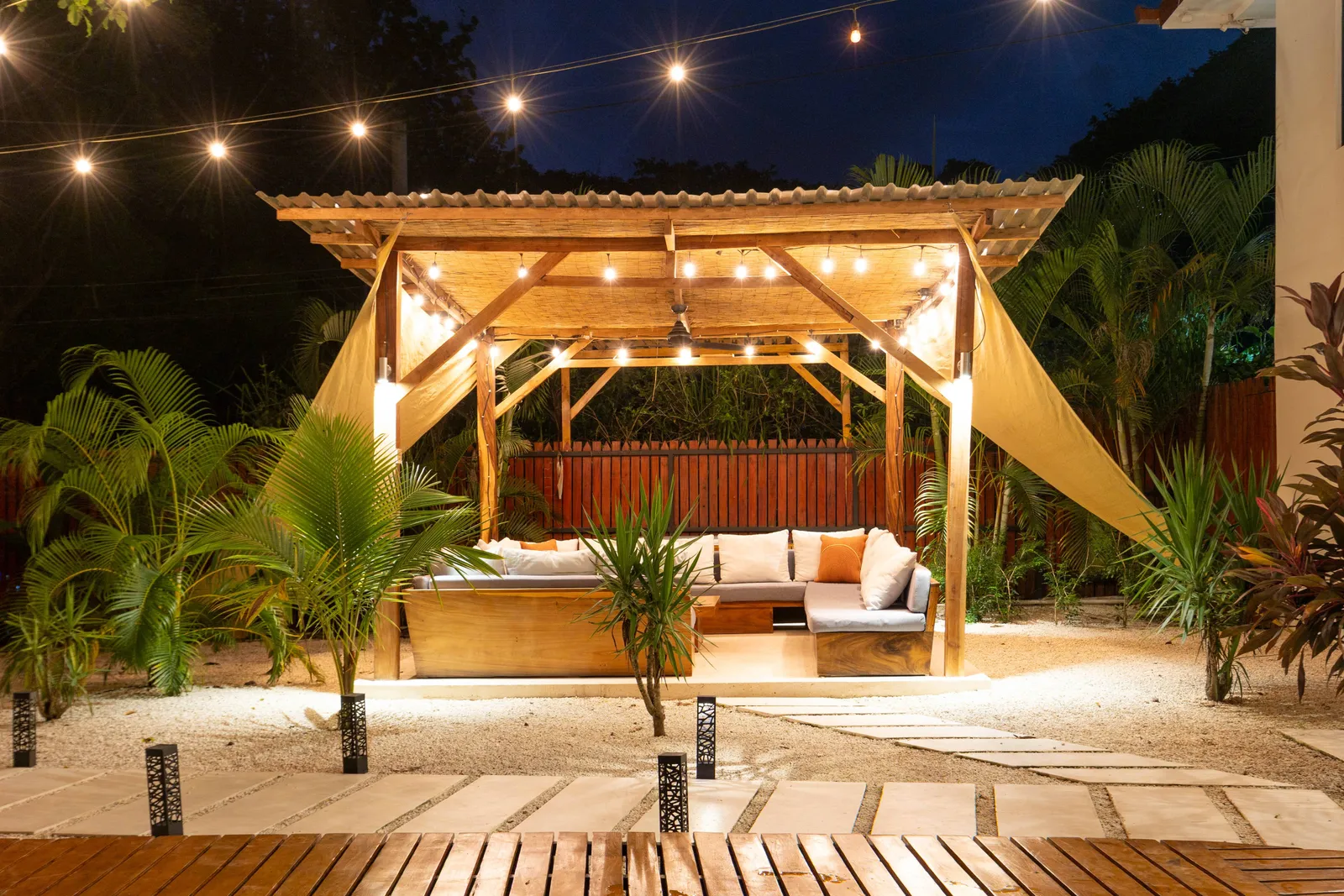 Casa Encantada - property photo 11